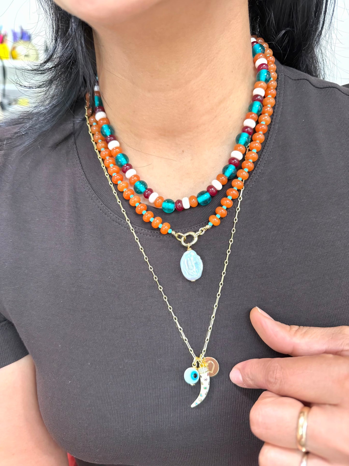 BUBBLE CARAMEL NECKLACE