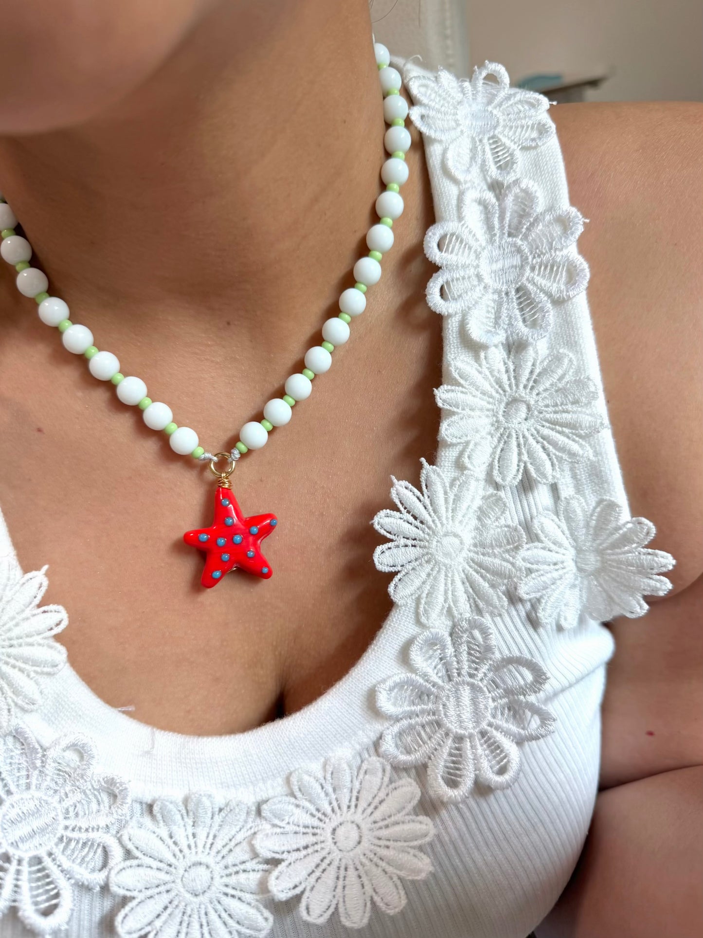 EDEM WHITE NECKLACE