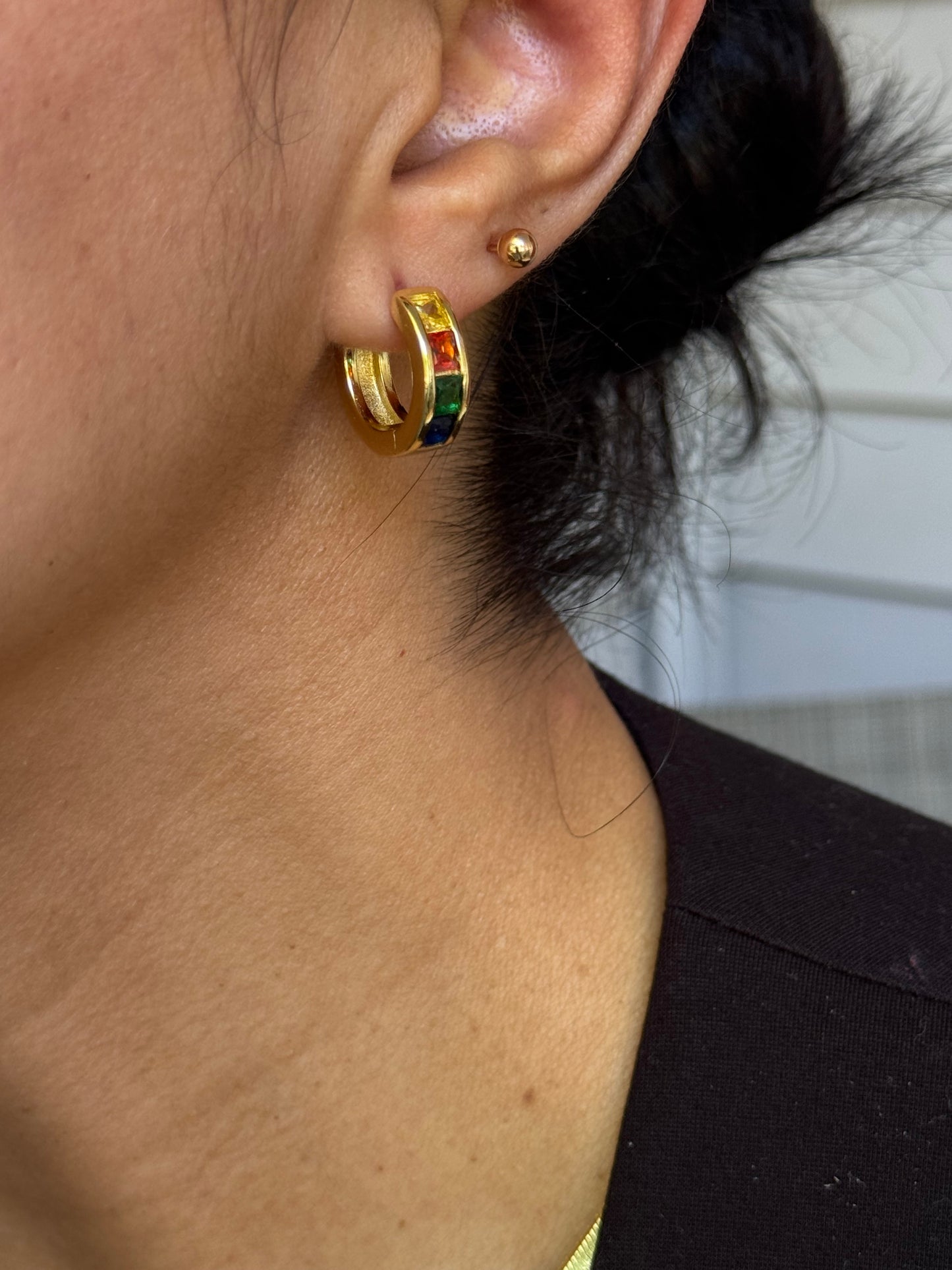 LUXURY EARRING
