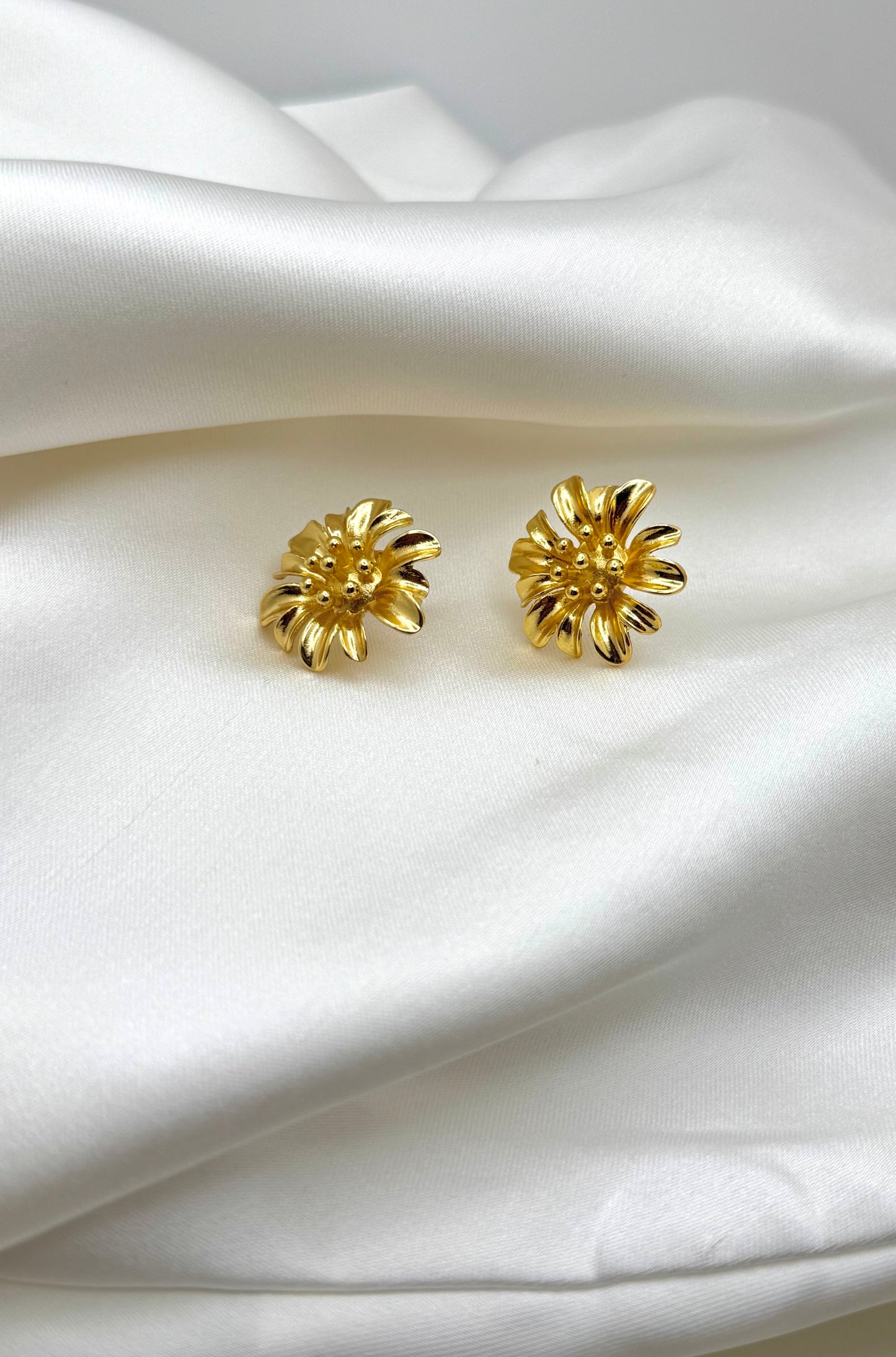 ALEJA EARRING