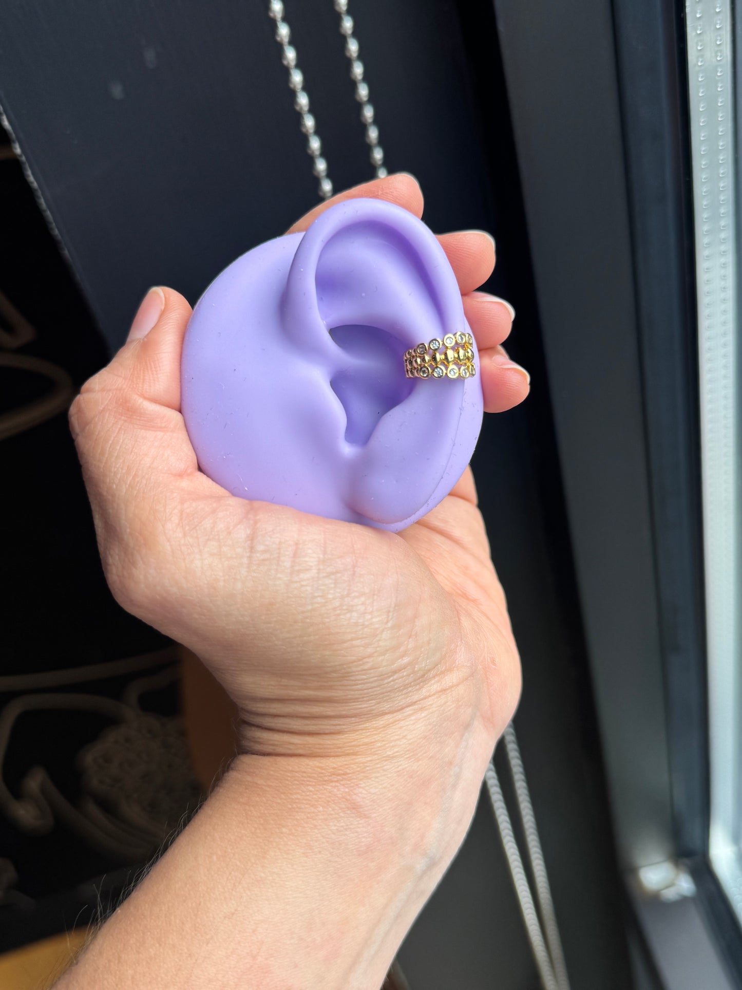 STEPHANI EARCUFF
