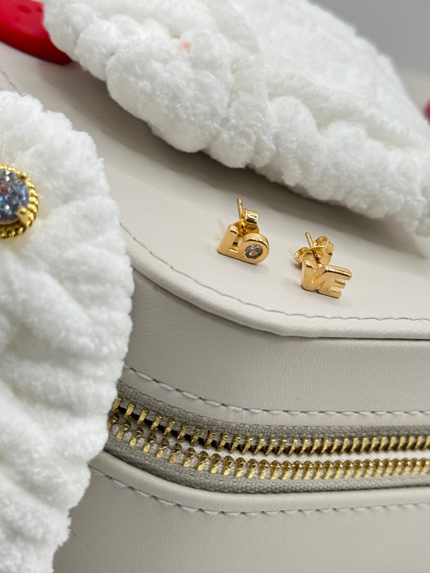 AMOR EARRING