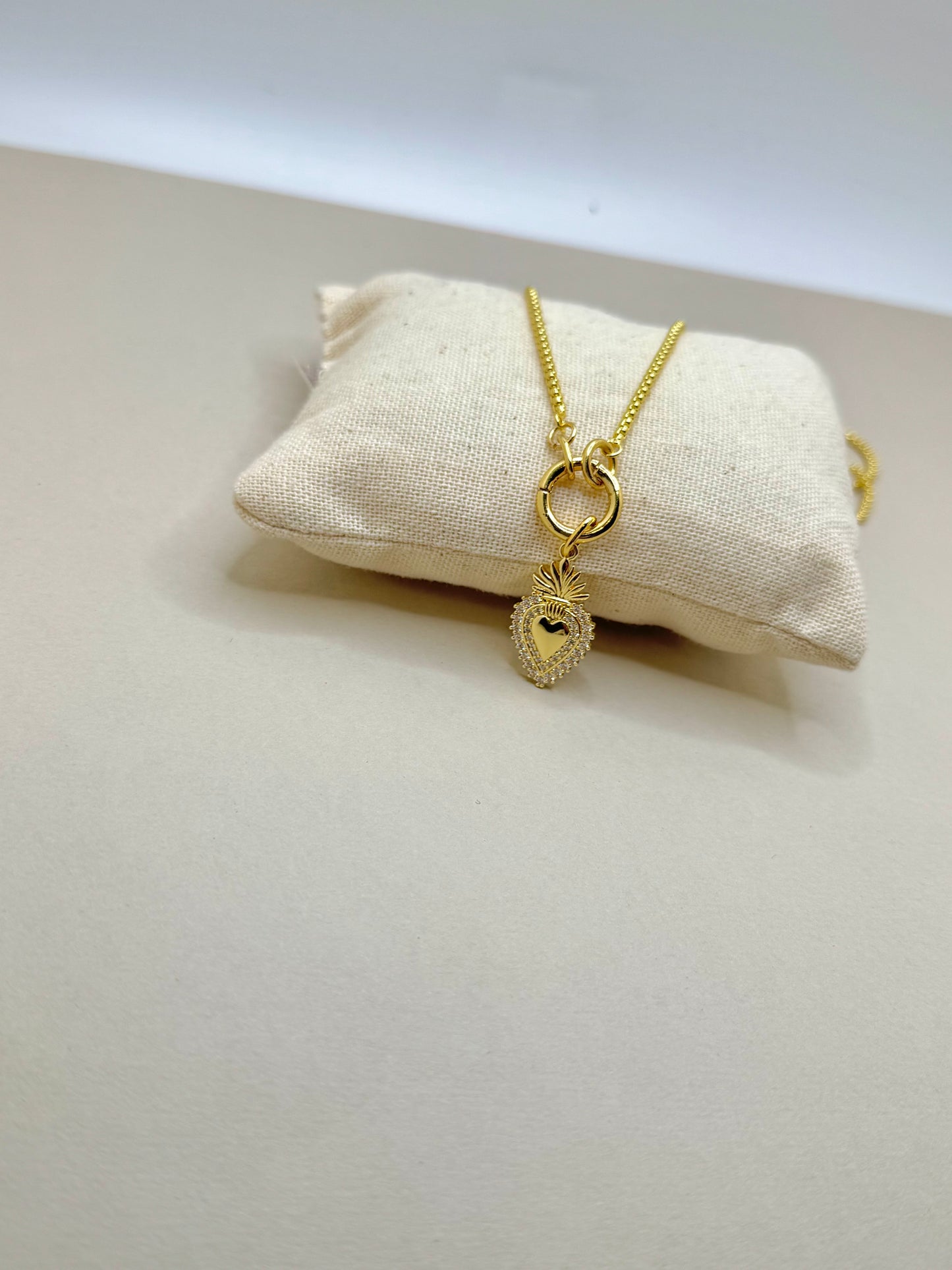 DETENTE NECKLACE