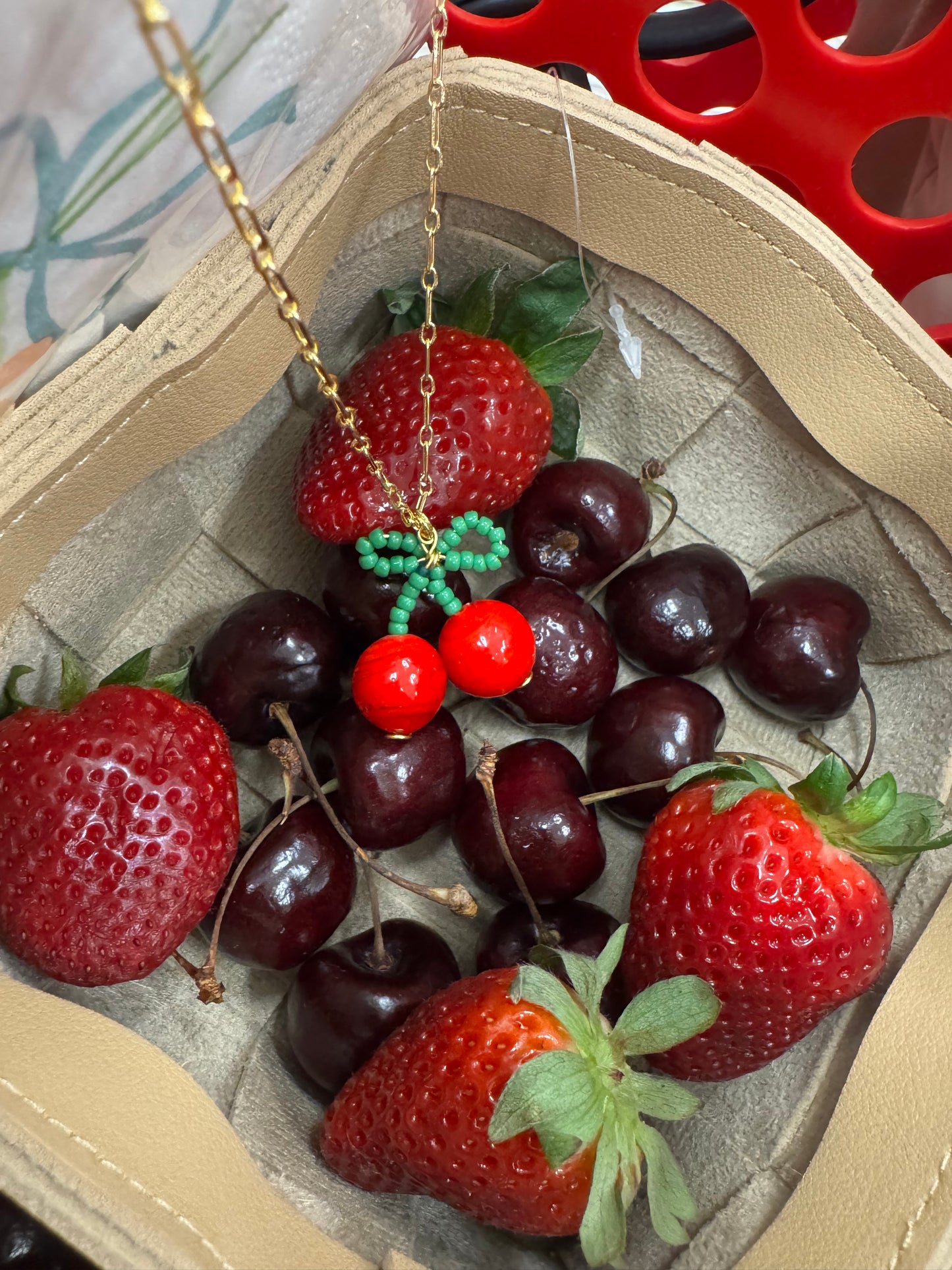 BIG CHERRY NECKLACE