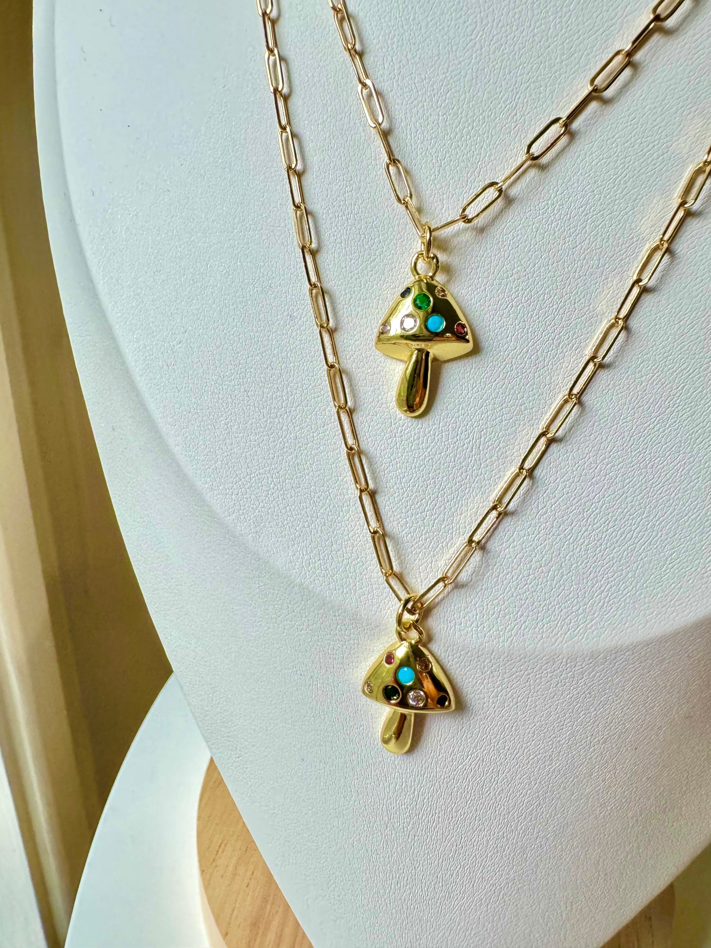 AMA NECKLACE