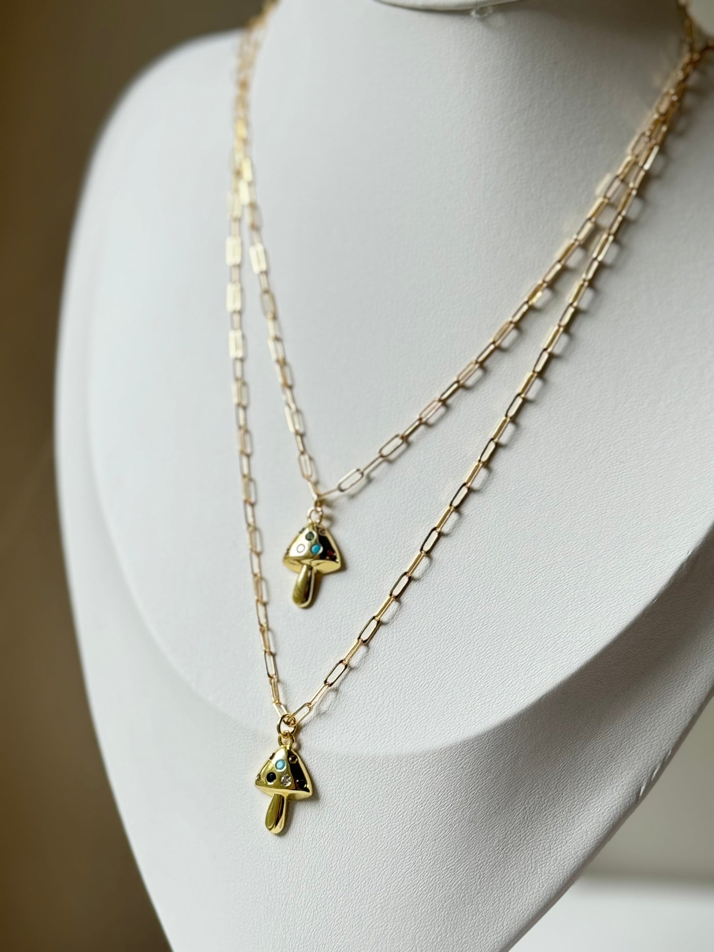AMA NECKLACE