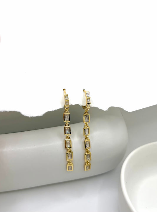 LARGE ZIRCON EARRING