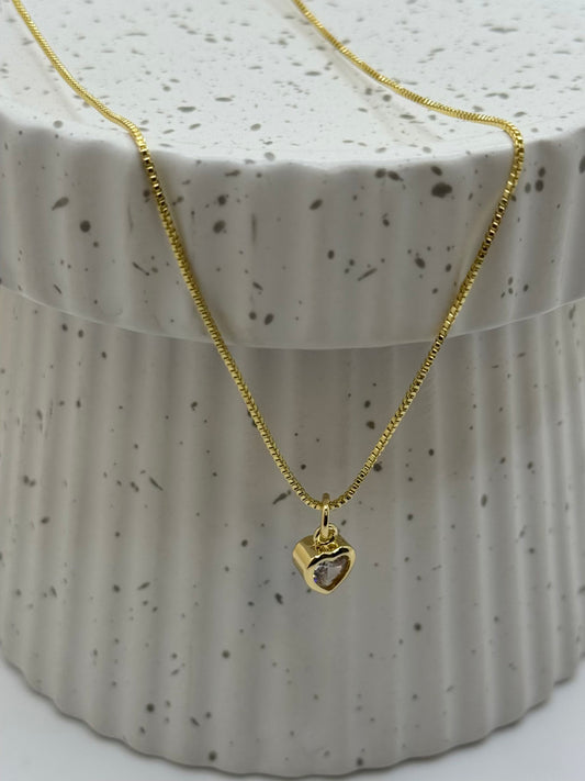 HEART GOLD NECKLACE