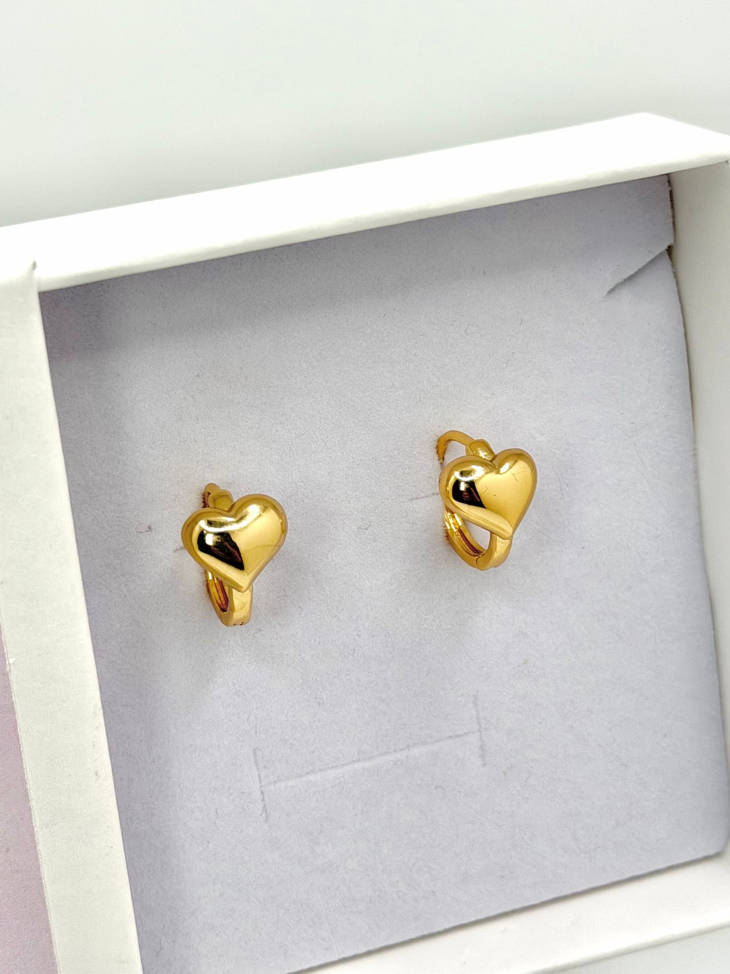 GOLD HEART EARRINGS