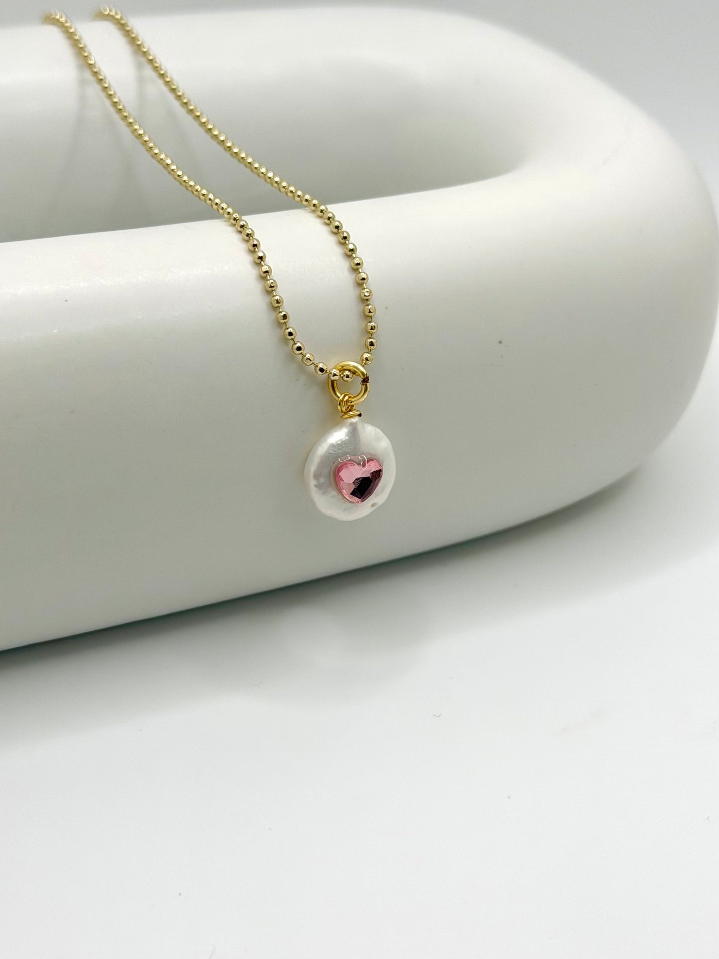 CRYSTAL HEART NECKLACE