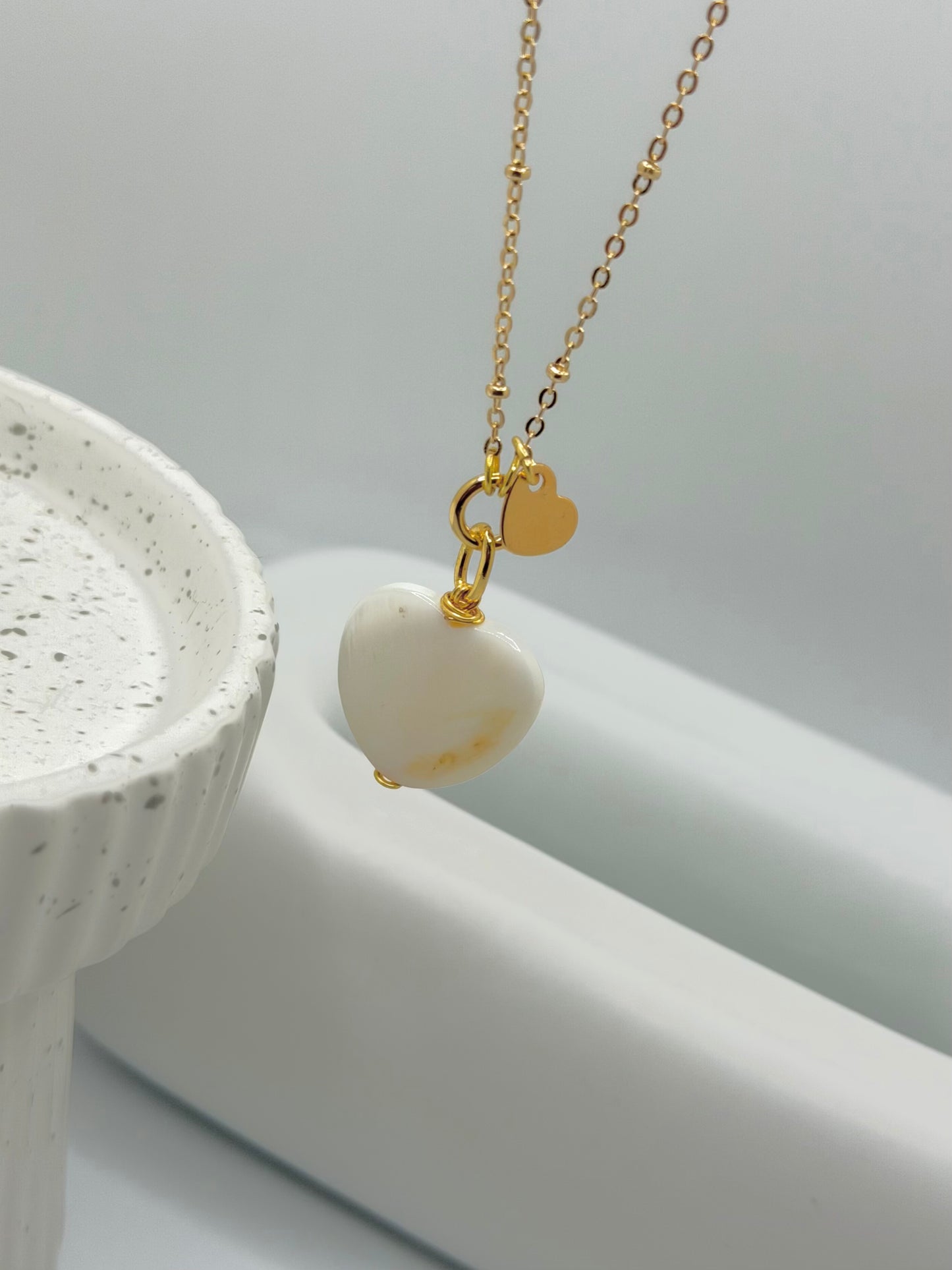 NACAR HEART NECKLACE