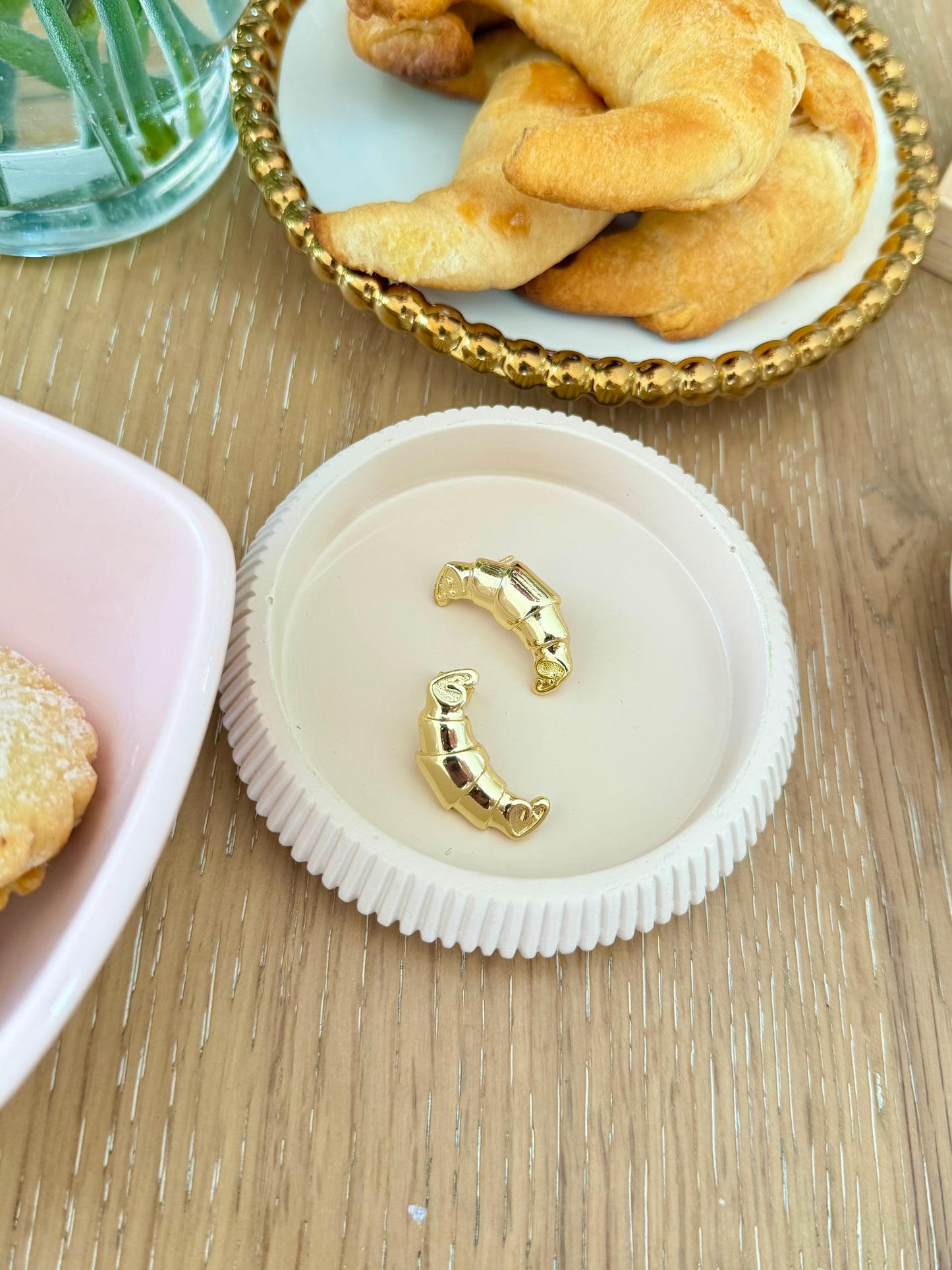 CROISSANT EARRING