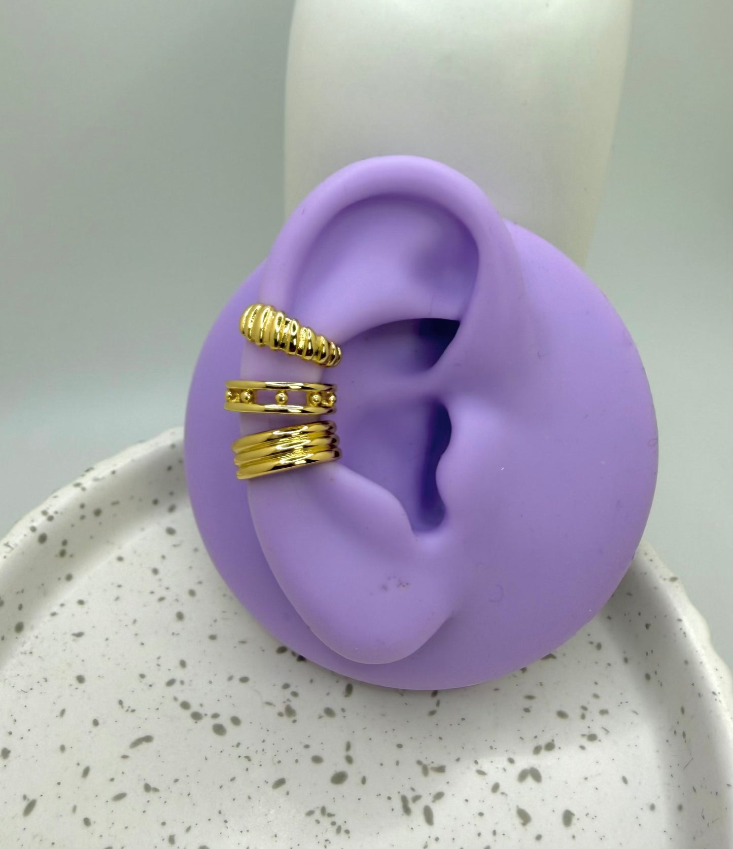 BASIC LITTLE EARCUFF