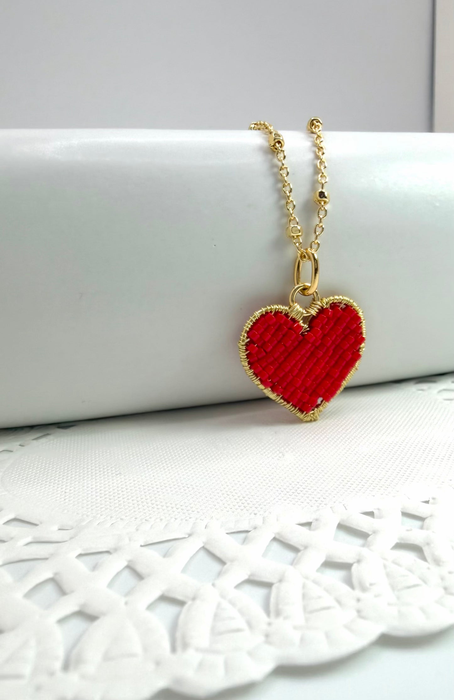 HEART RED NECKLACE