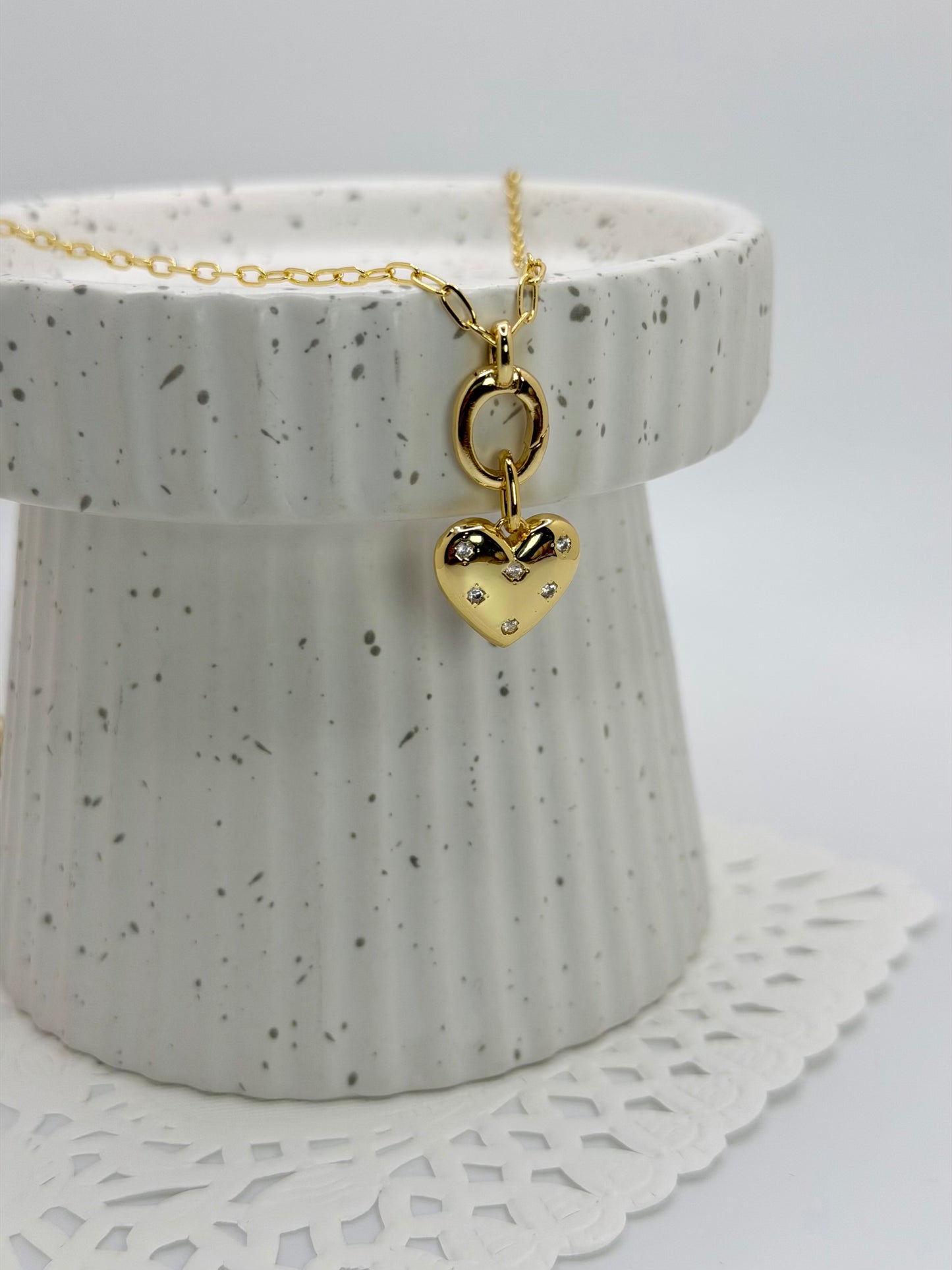 ZIRCON HEART NECKLACE
