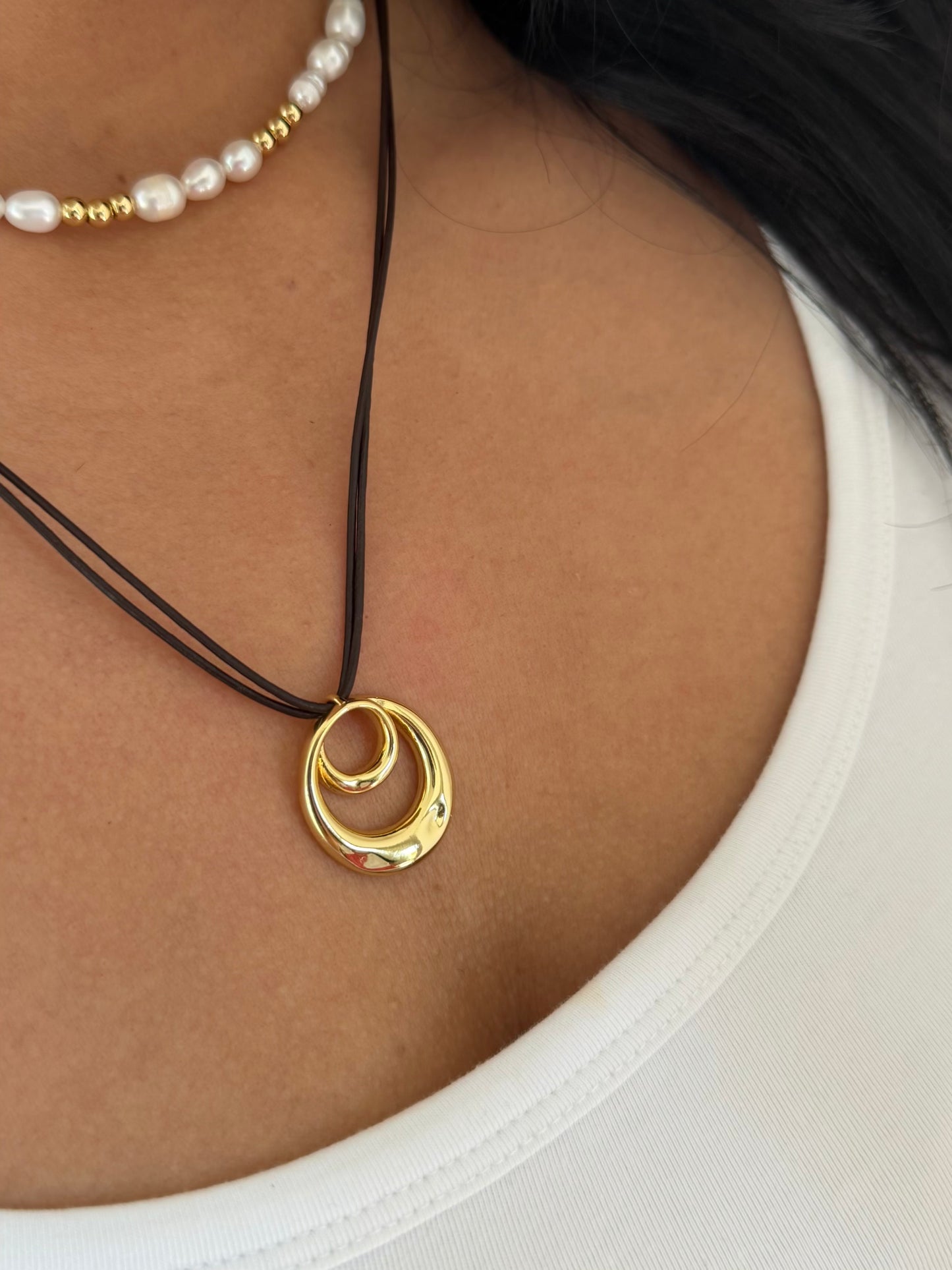 DOVE NECKLACE
