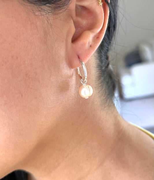 LIV PEARL EARRING