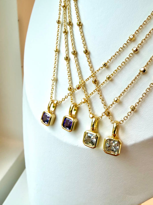 DIAMON LOVE NECKLACE