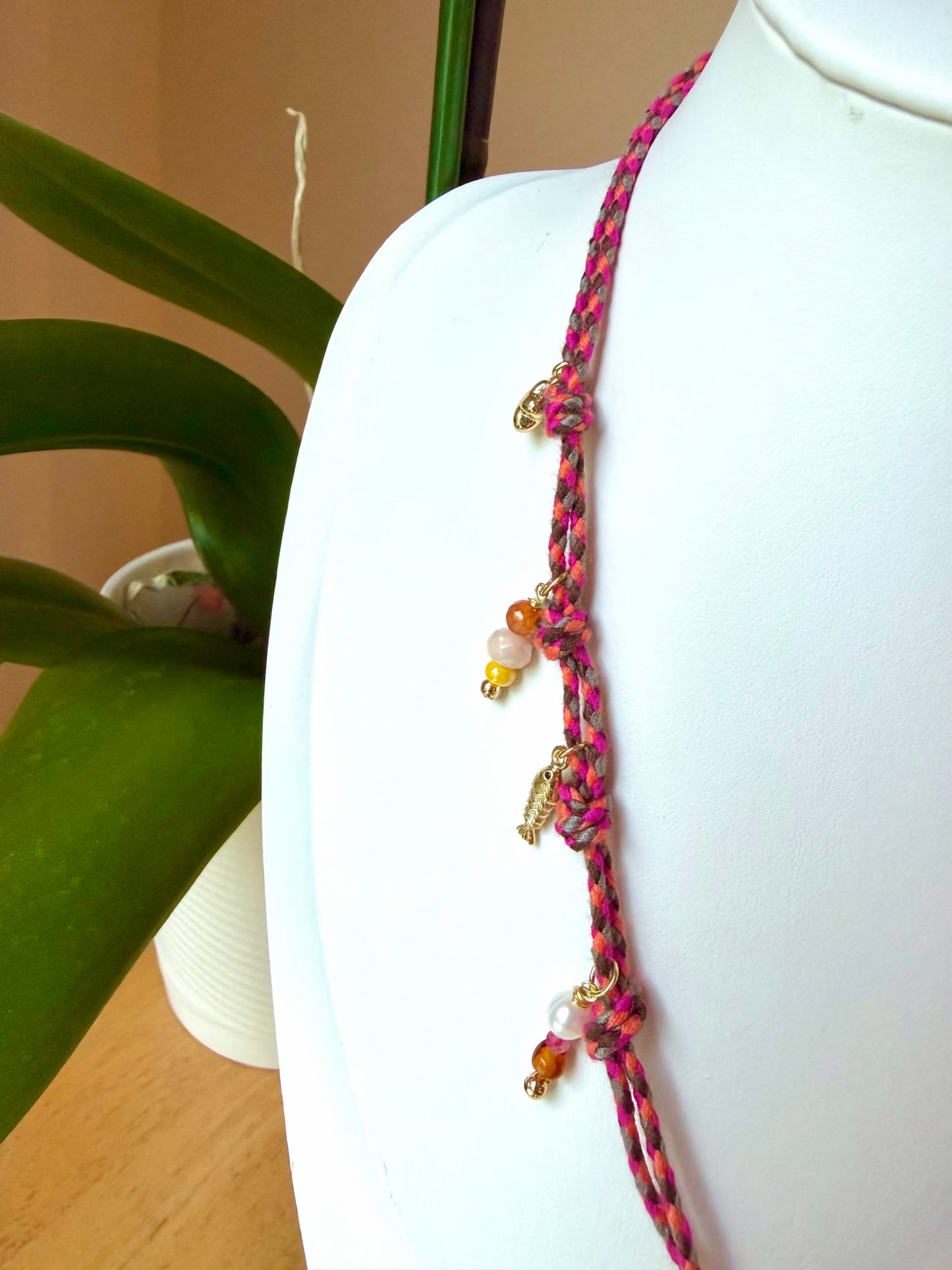 VITA NECKLACE