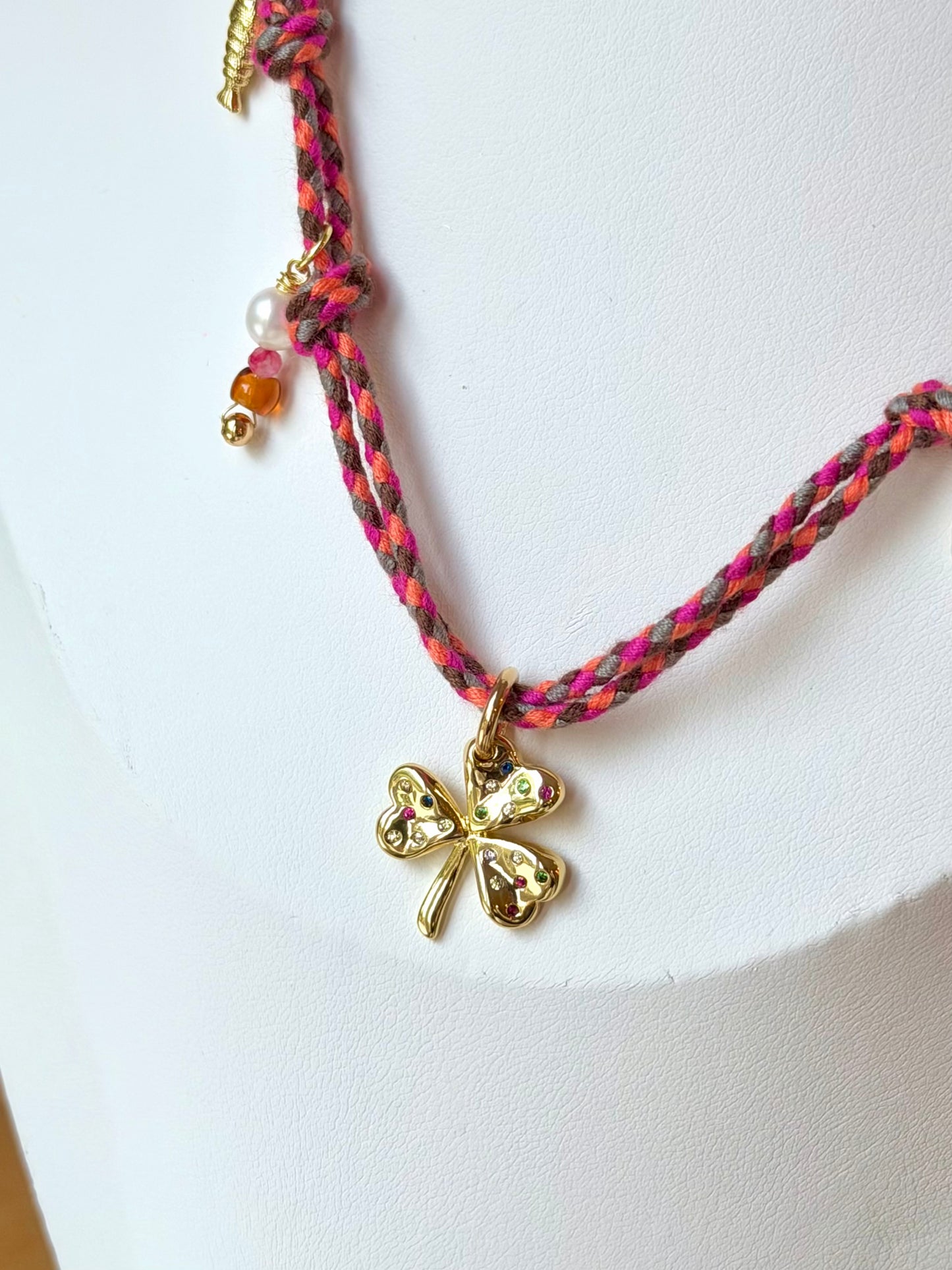 VITA NECKLACE