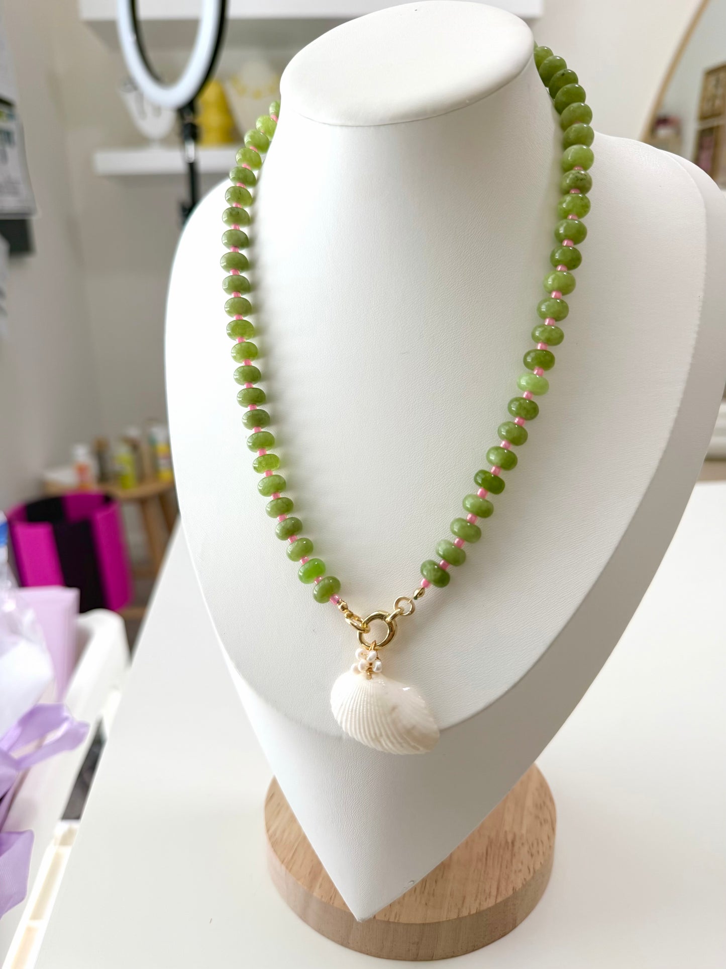 GREEN SUNSHINE NECKLACE