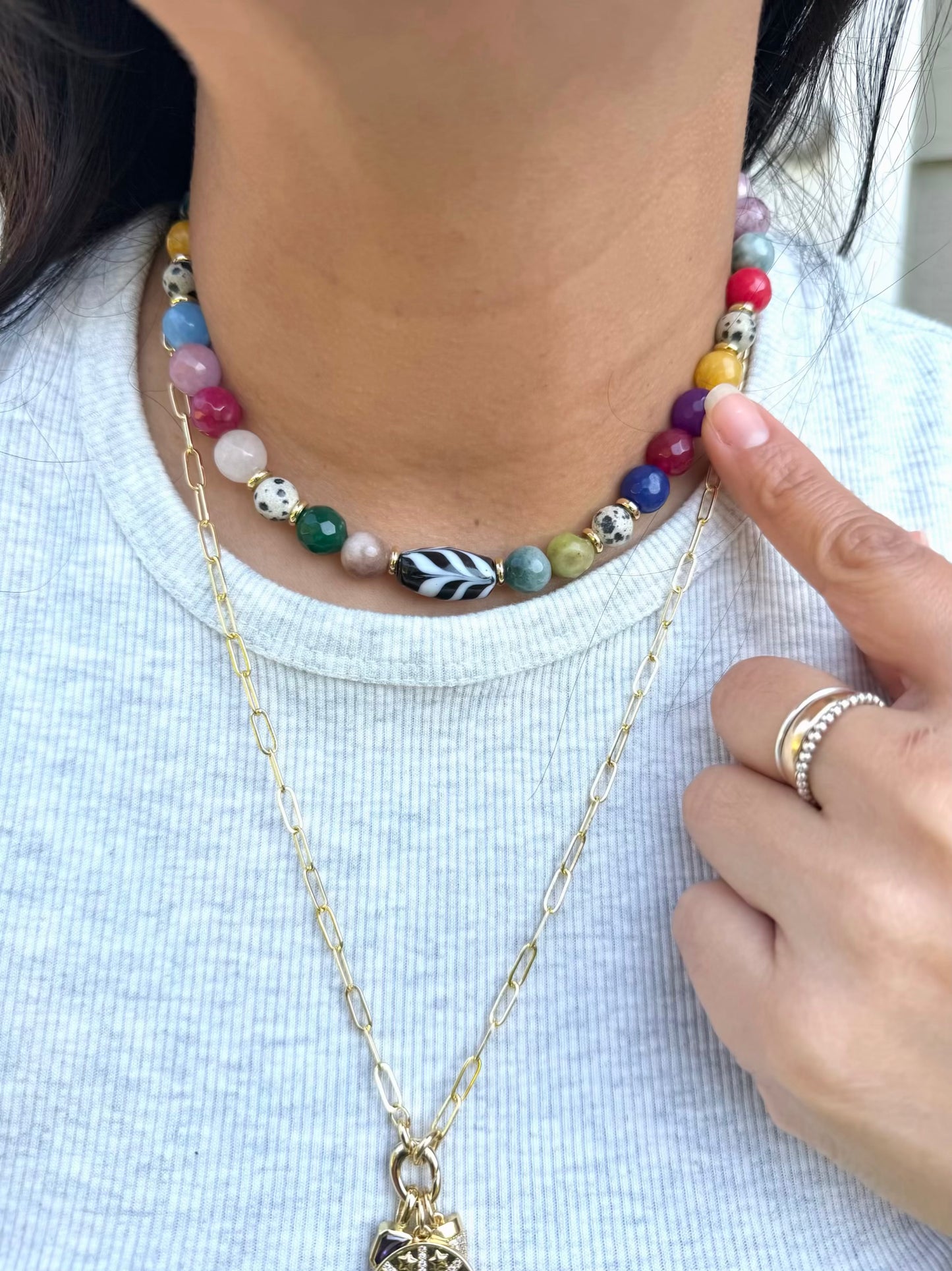 JADE COLOR NECKLACE