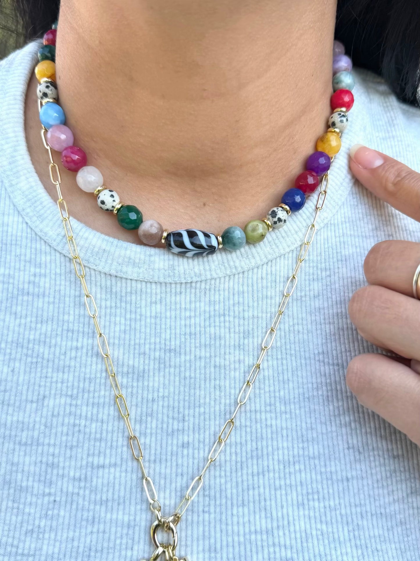 JADE COLOR NECKLACE