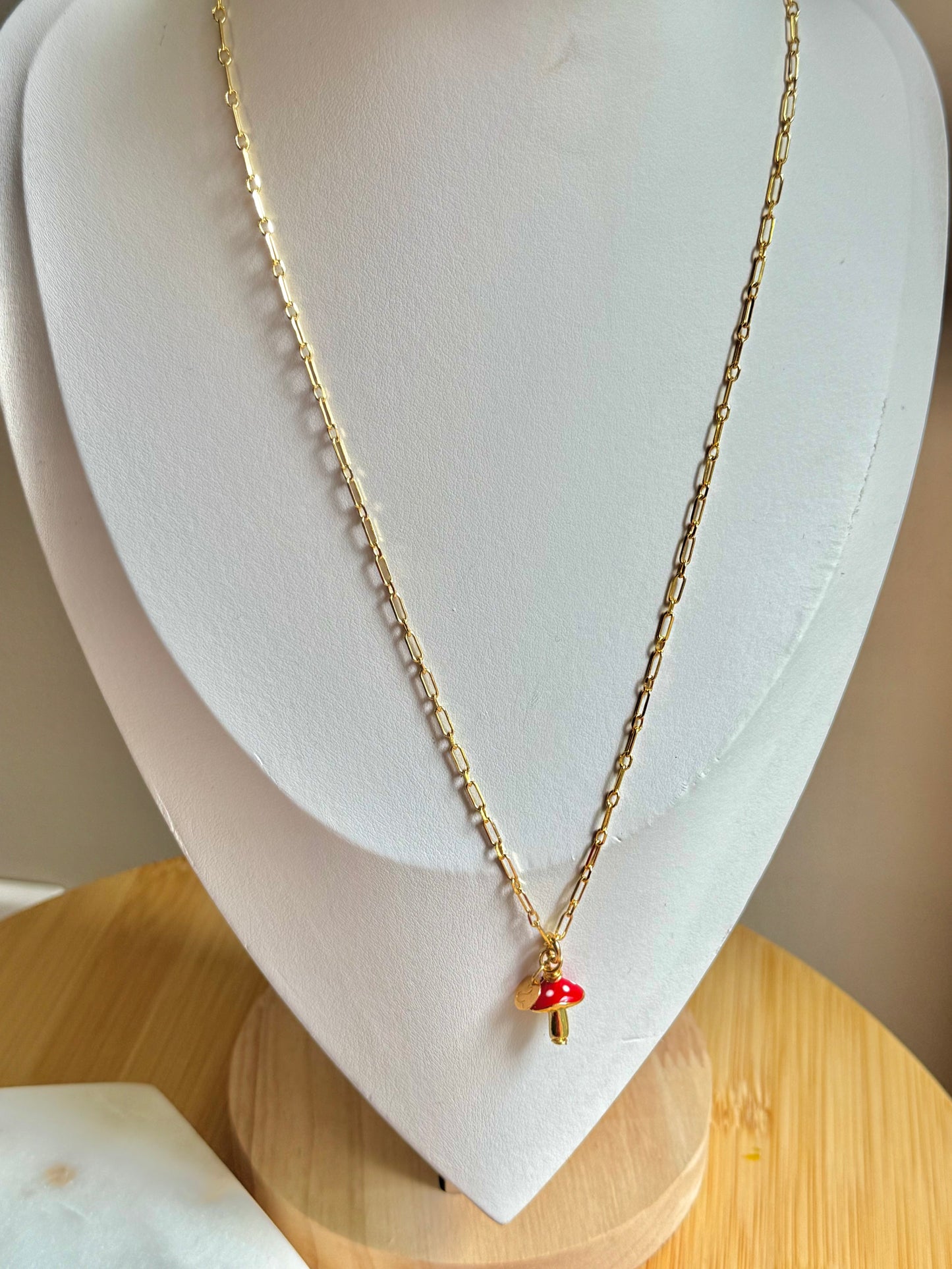 MUSHROOMS NECKLACE