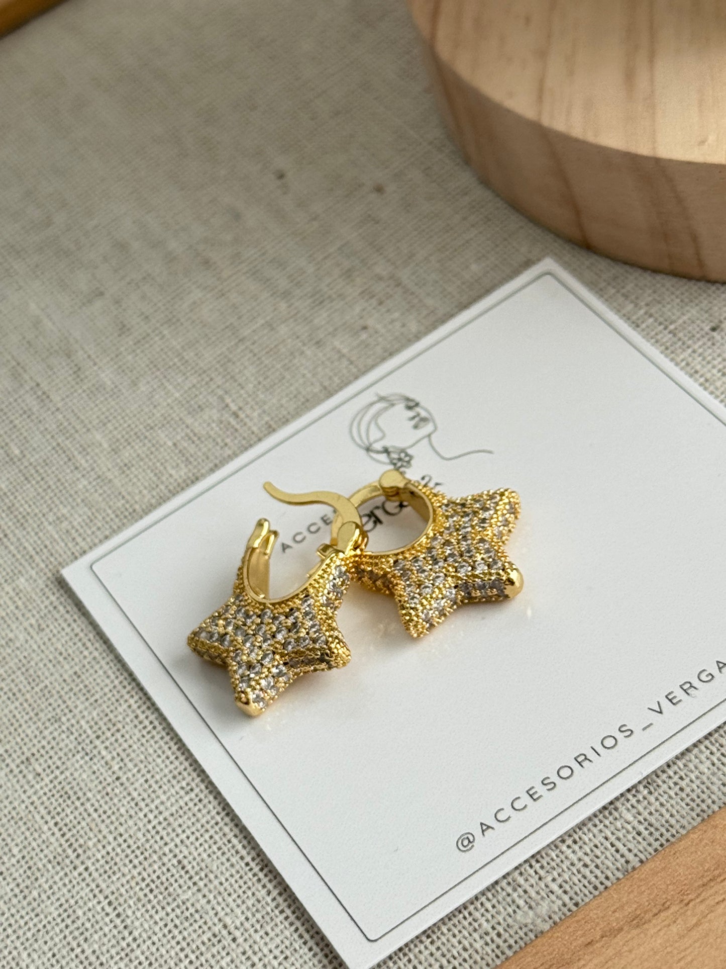 STAR ZIRCONIA EARRING