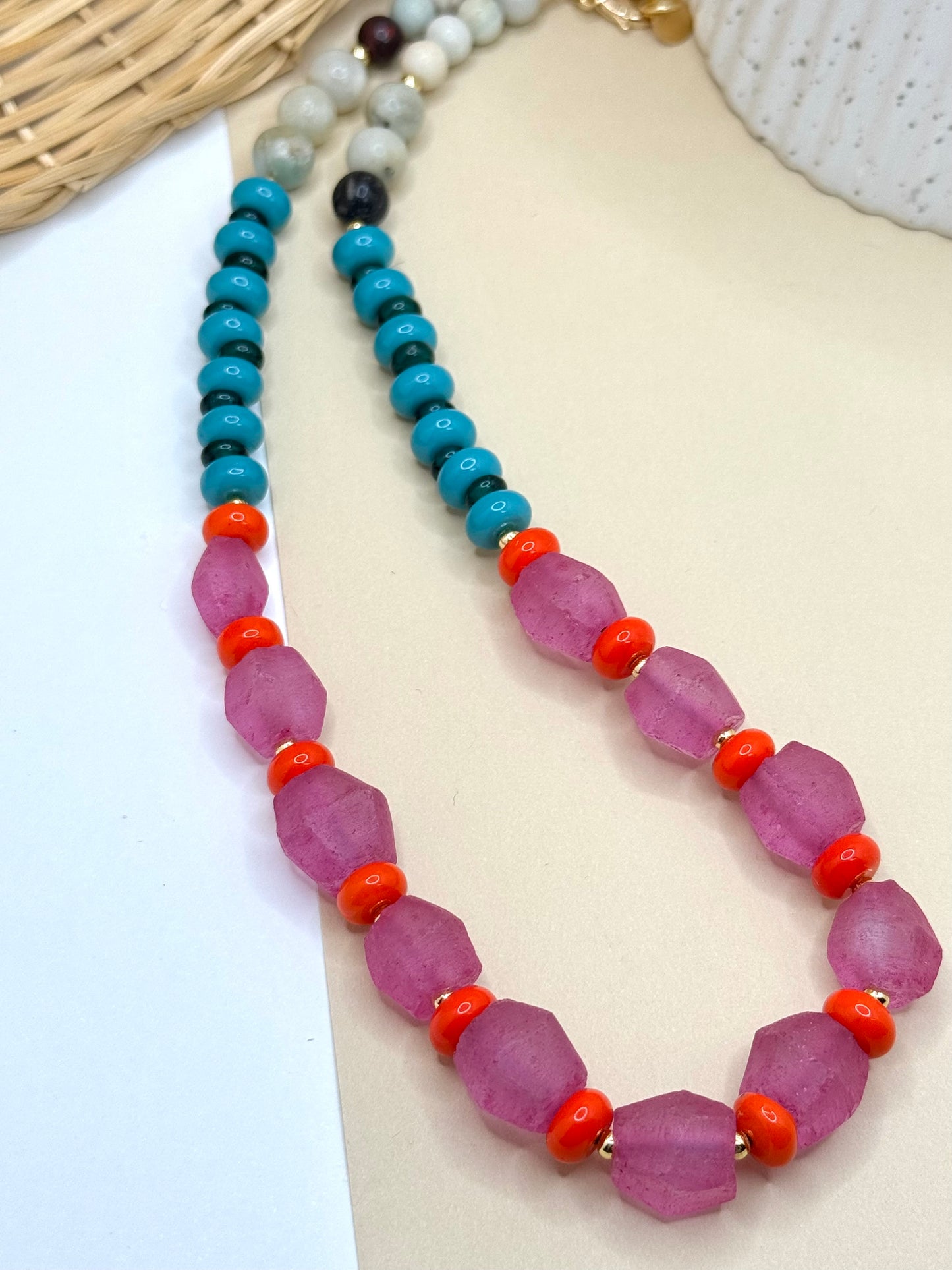 AURA NECKLACE