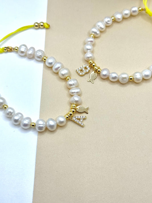 PEARL AND INITIAL BRACELET