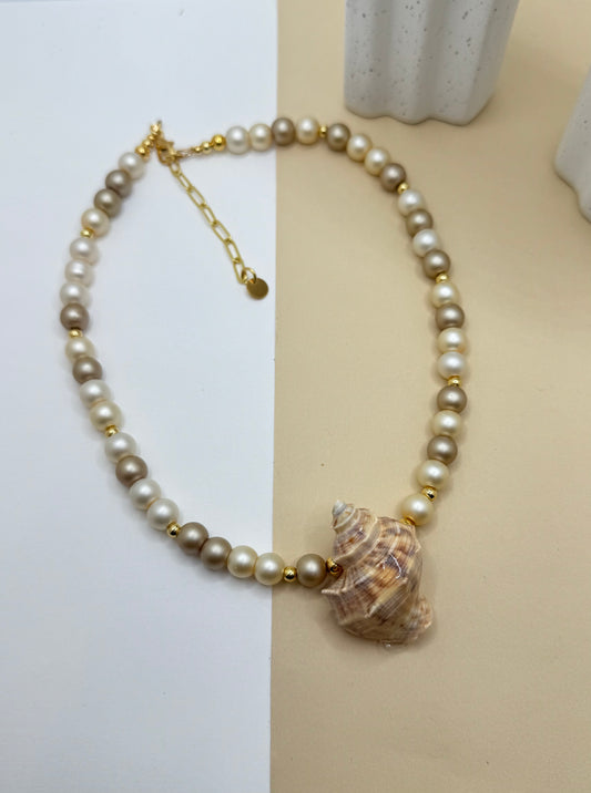 BAHAMAS NECKLACE