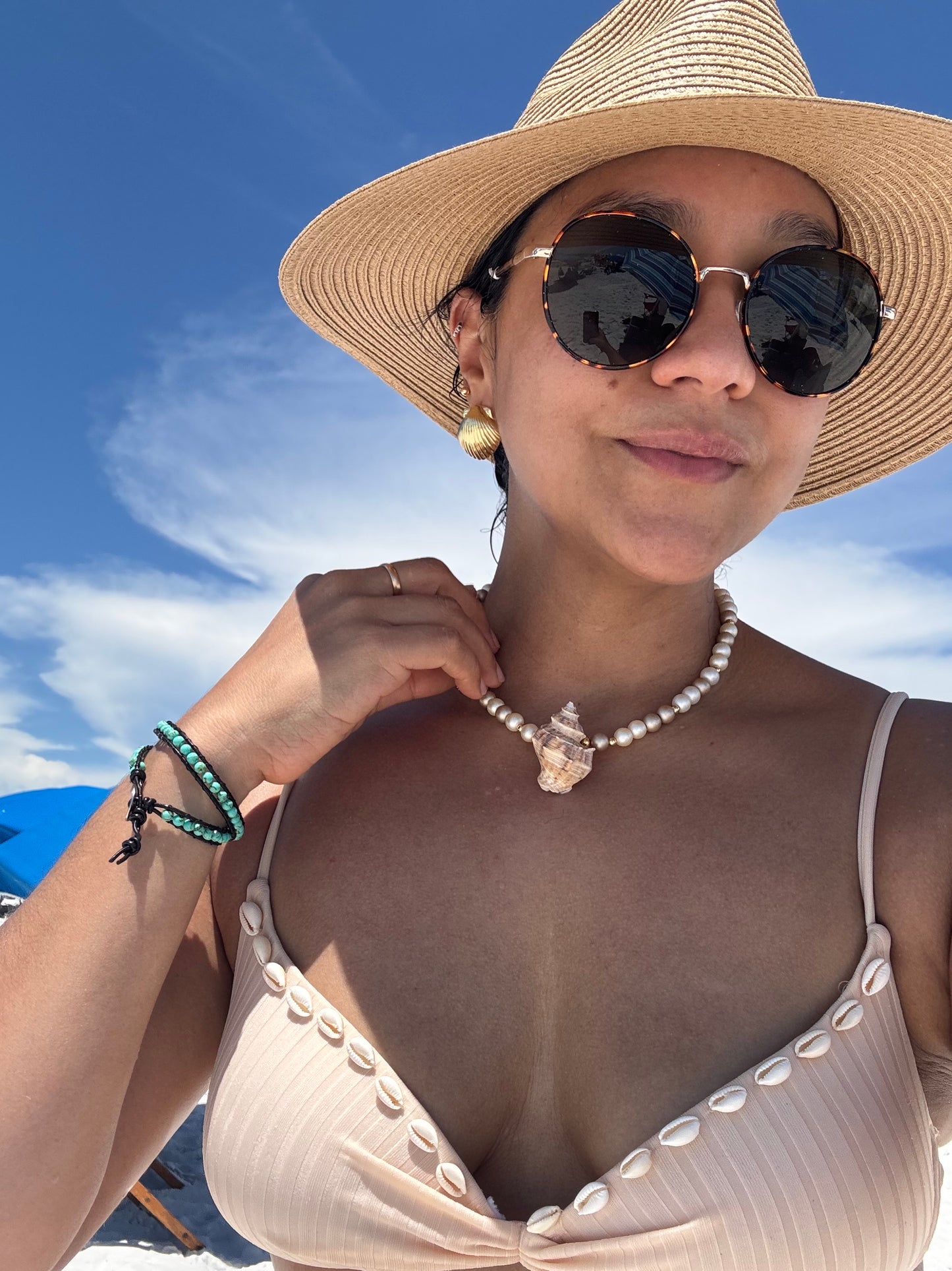 BAHAMAS NECKLACE