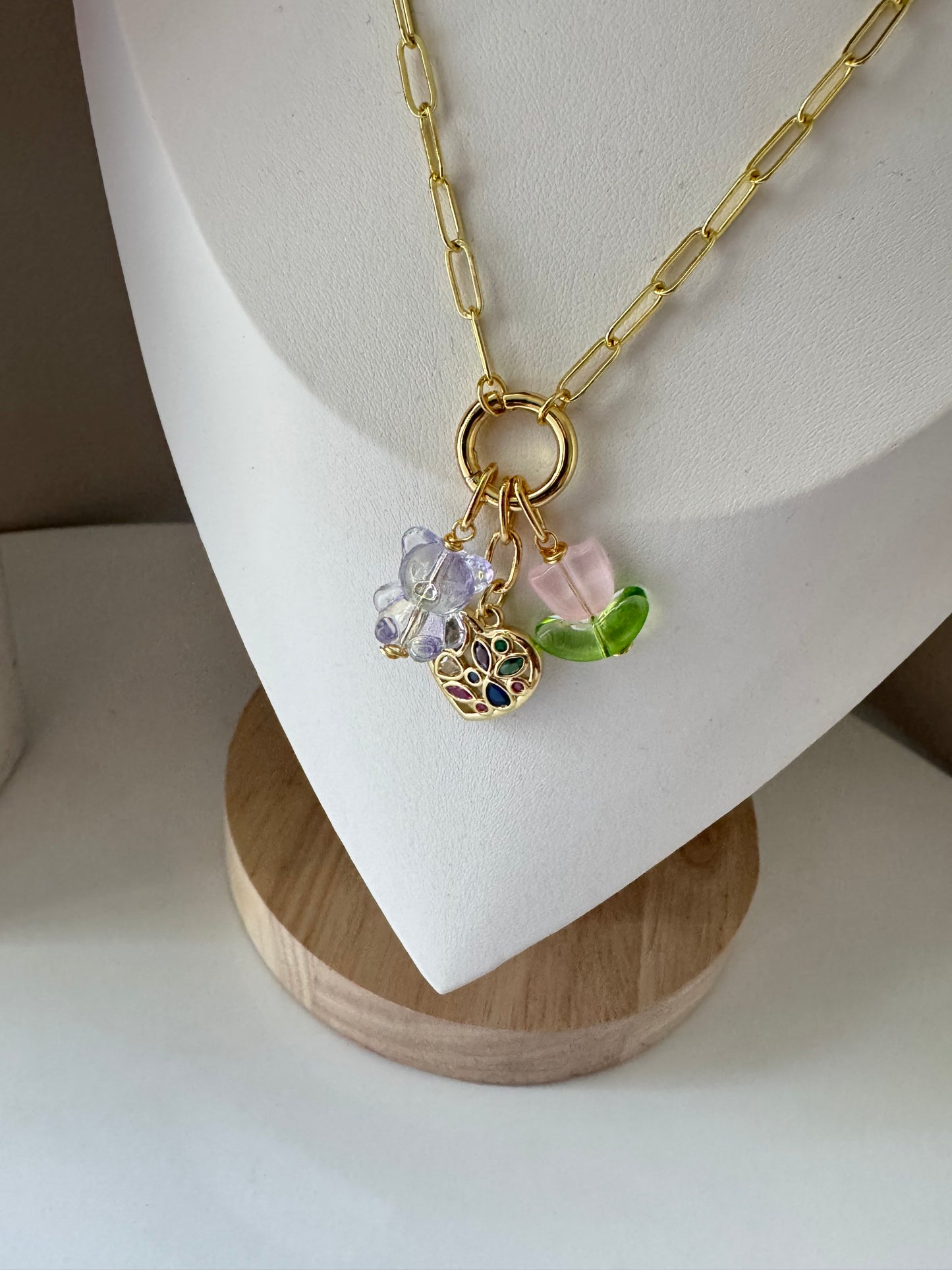 SPRING HEARTS NECKLACE